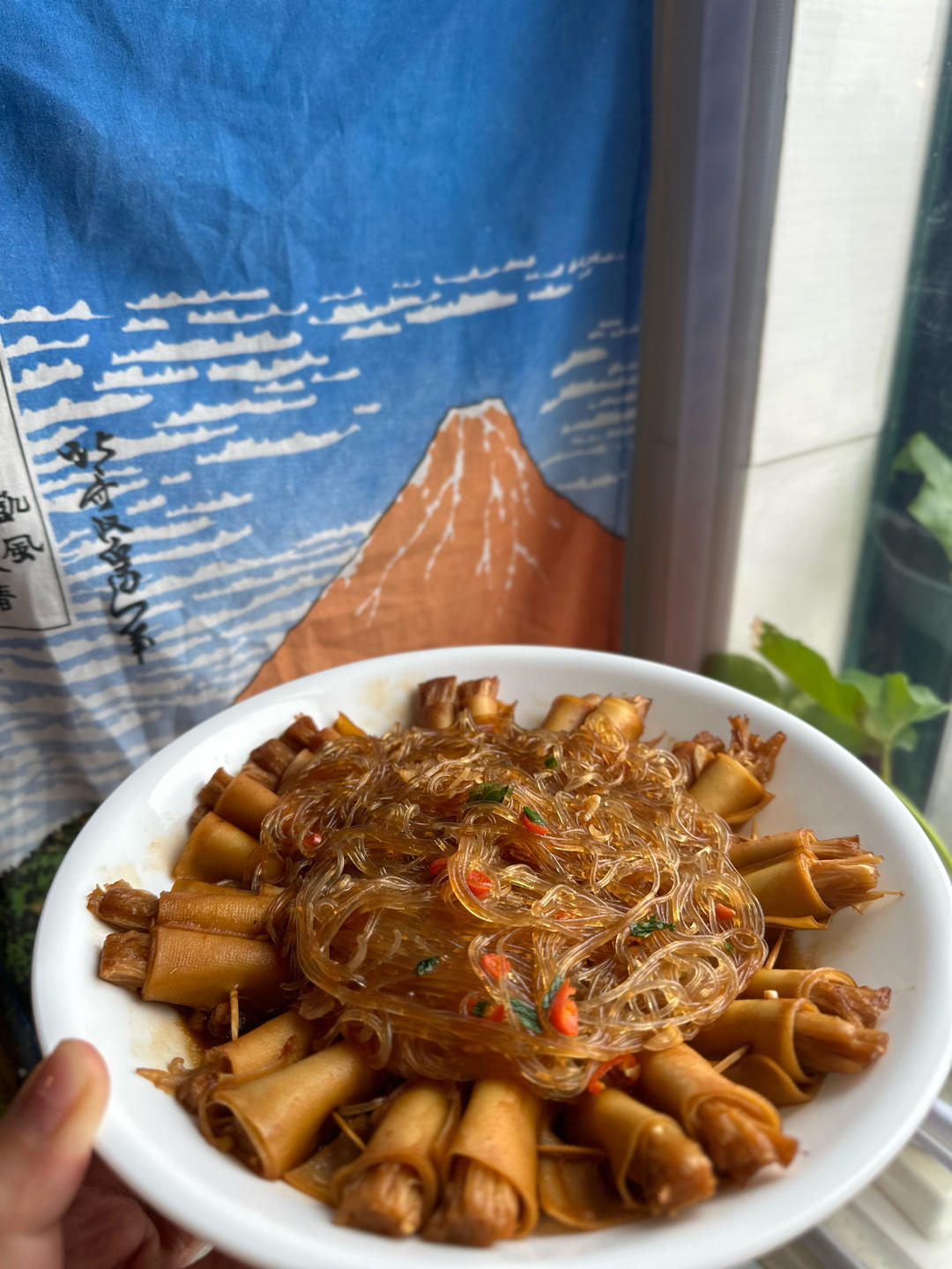 麻辣豆皮金针菇卷