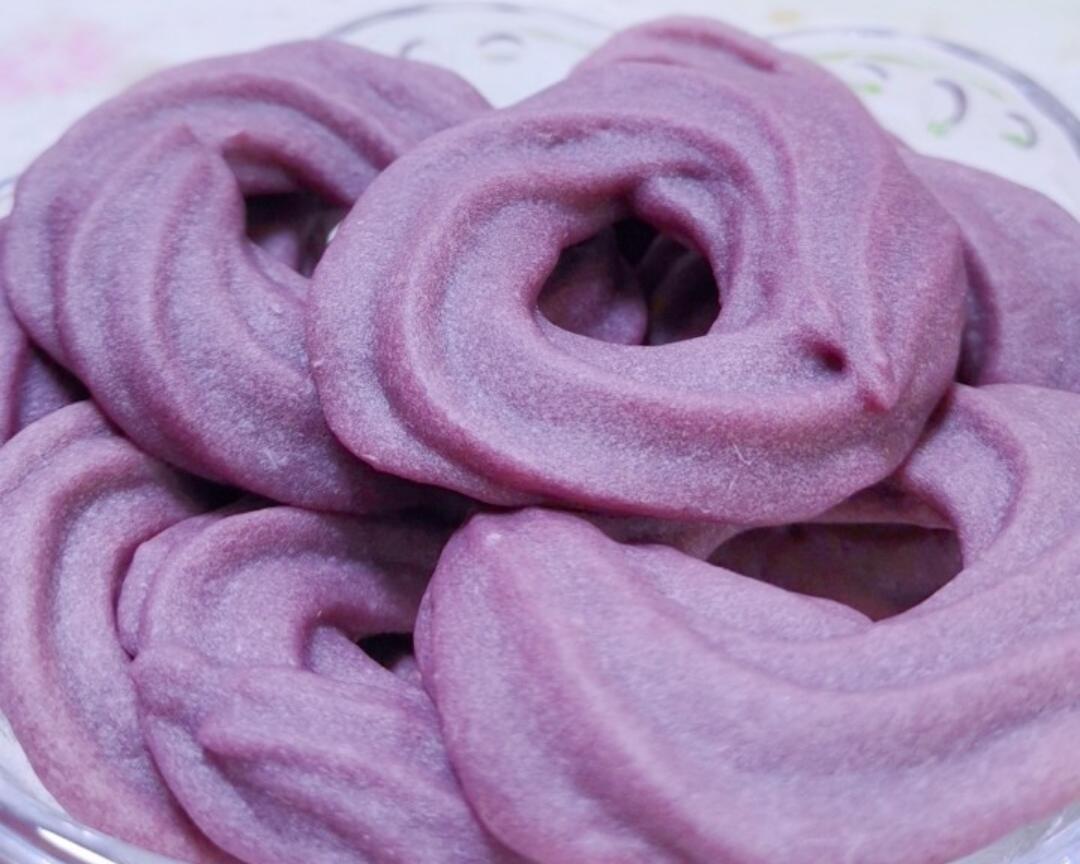 宝宝辅食:无油紫薯曲奇的做法