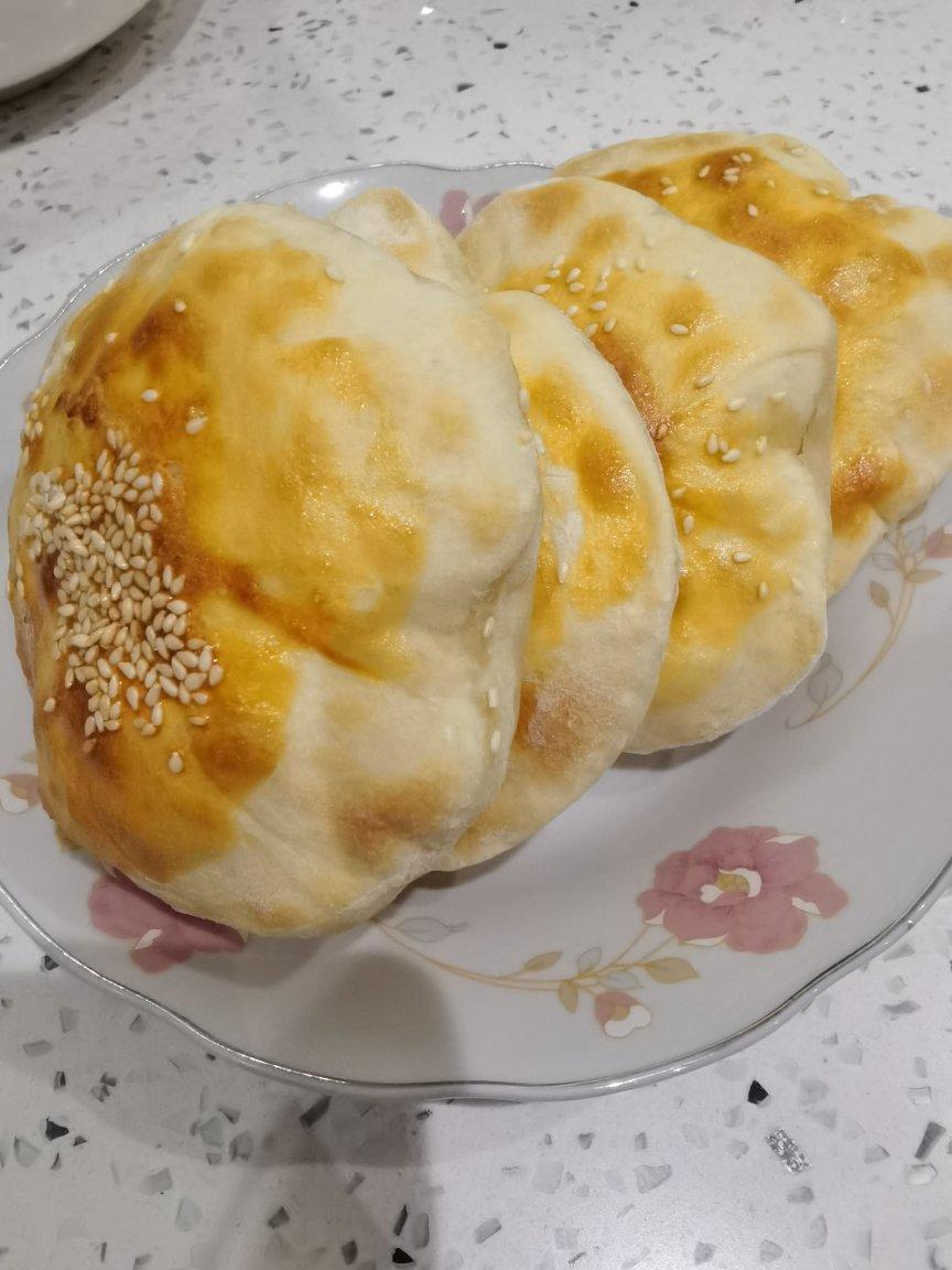 不用发面，简单易做，酥脆可口的空心糖烧饼