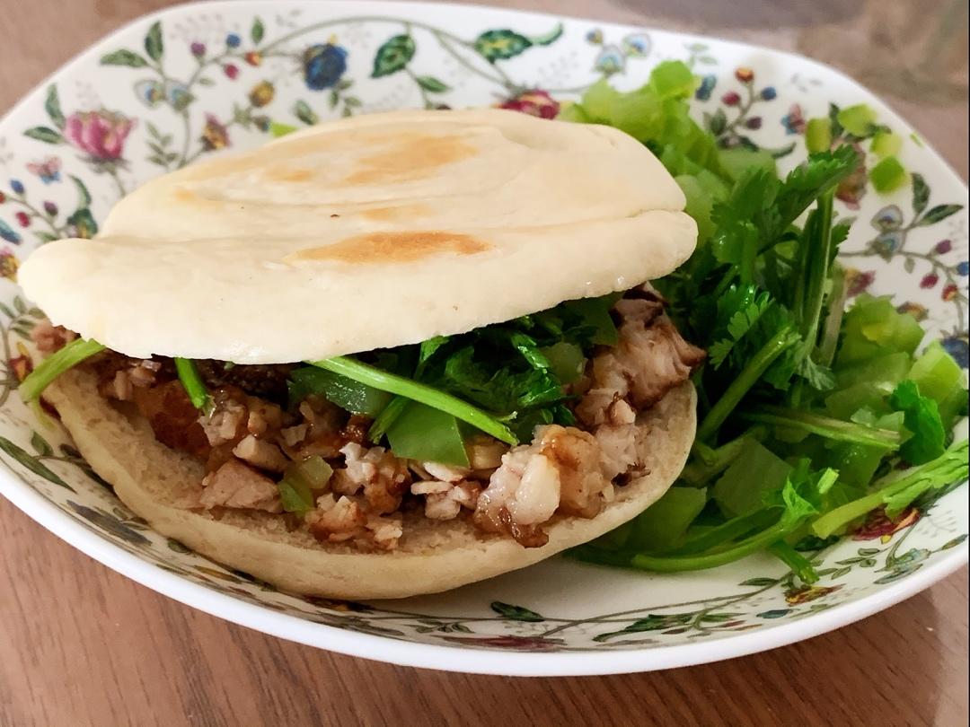 肉夹馍的饼和肉