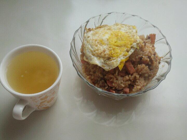 卤香培根火腿饭