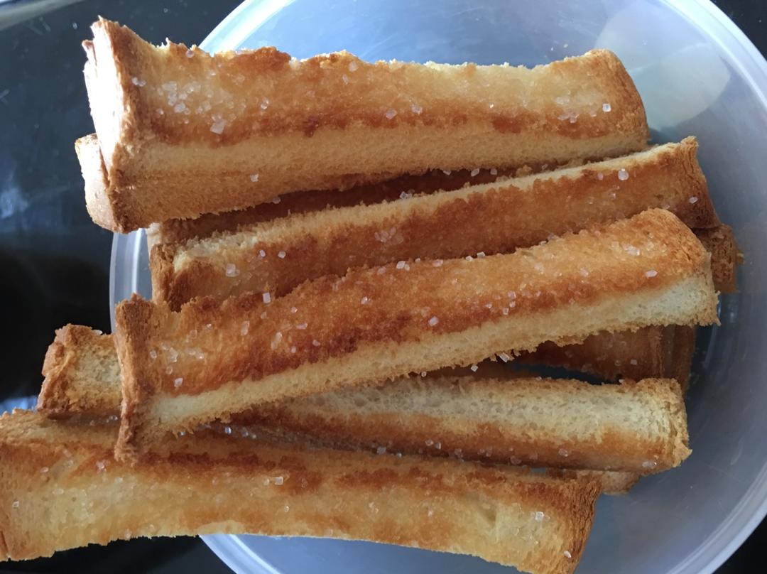 酥脆蜜糖吐司边