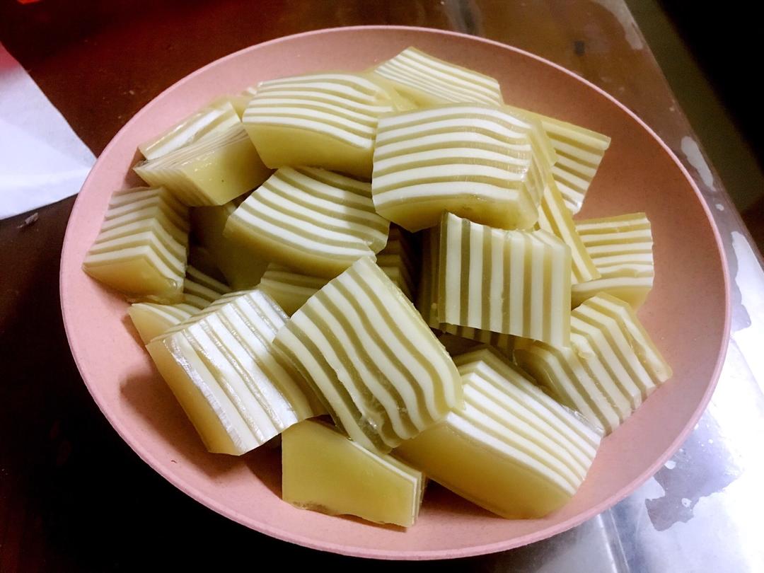 Q弹椰汁千层糕（马蹄糕）