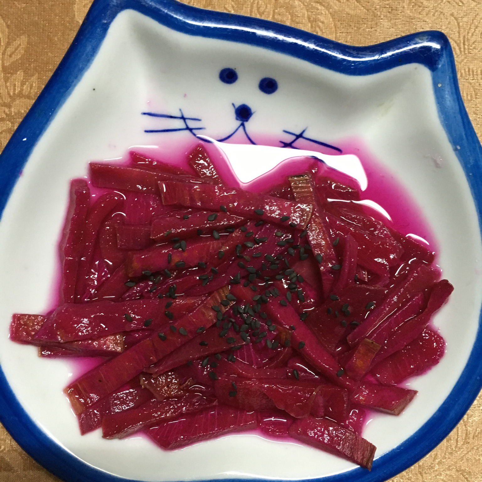 凉拌火龙果皮