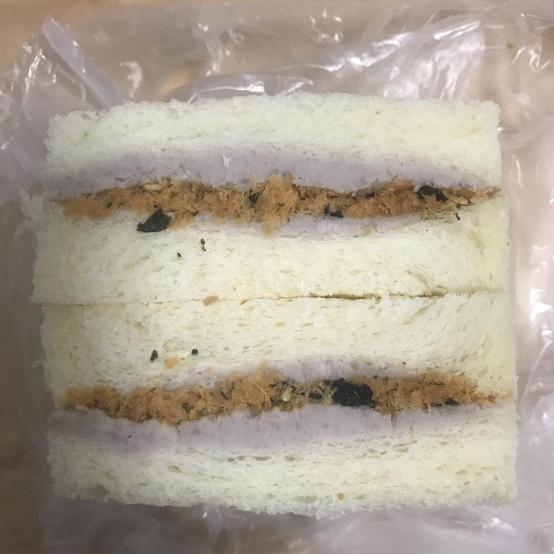 芋泥肉松吐司