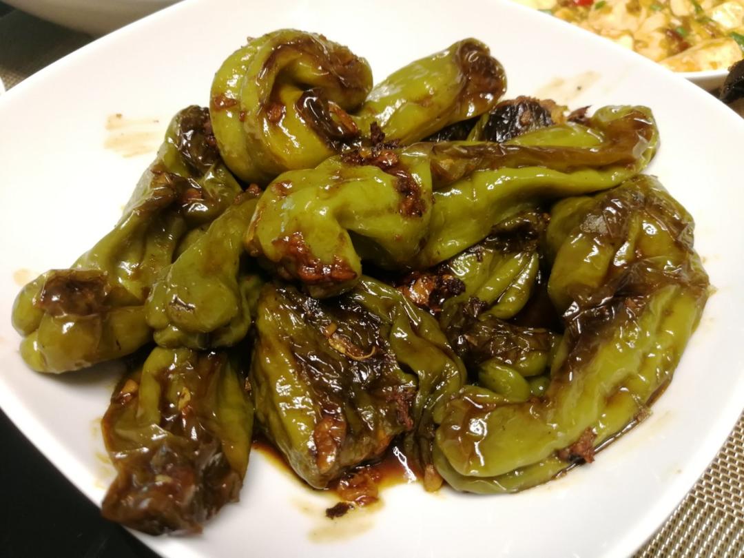 虎皮尖椒酿肉