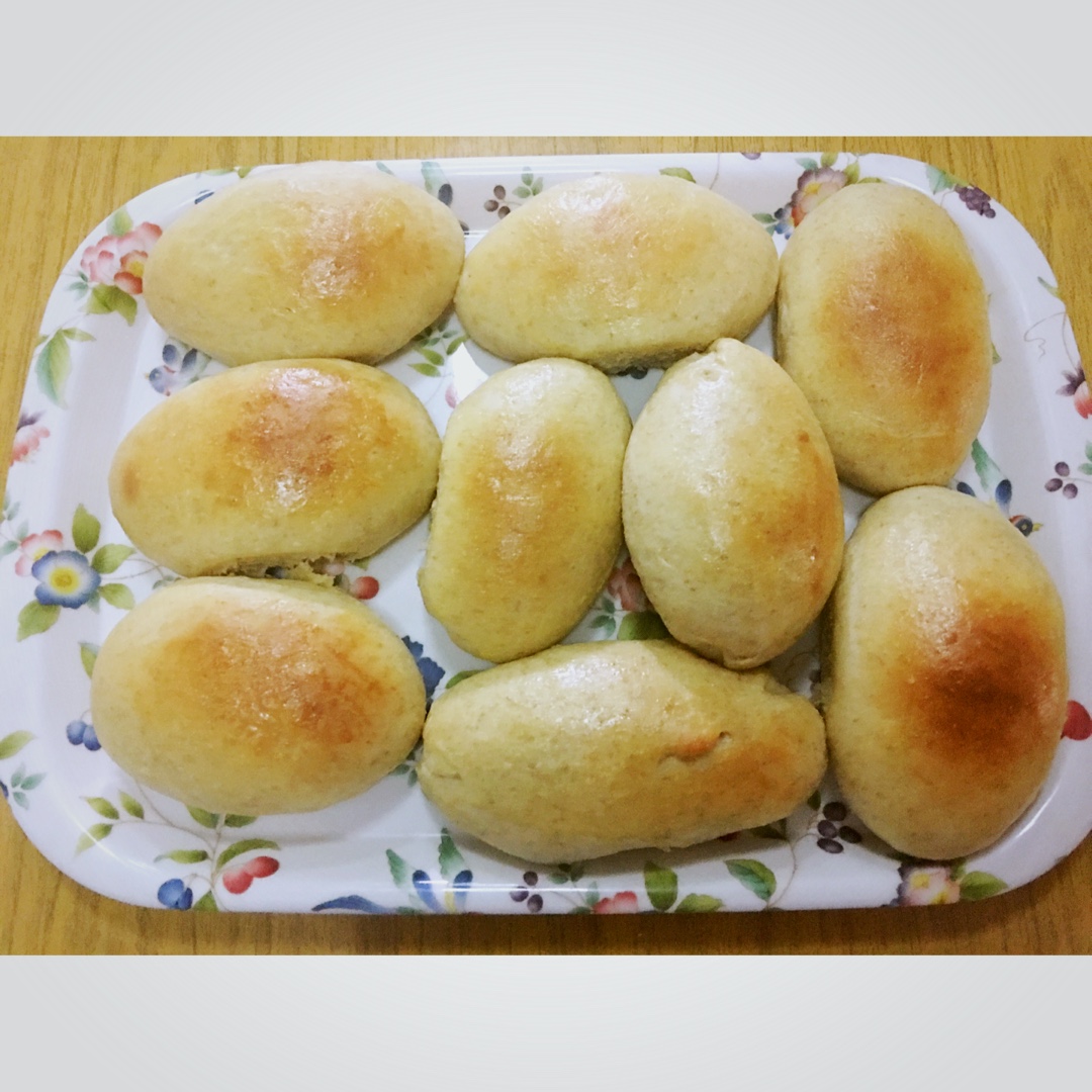 小餐包+肉松面包
