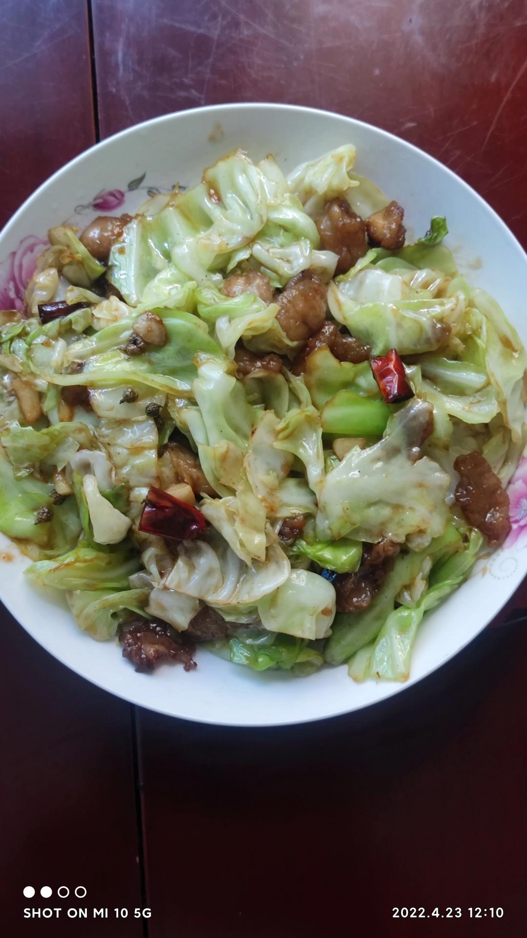 手撕包菜的入味烧法
