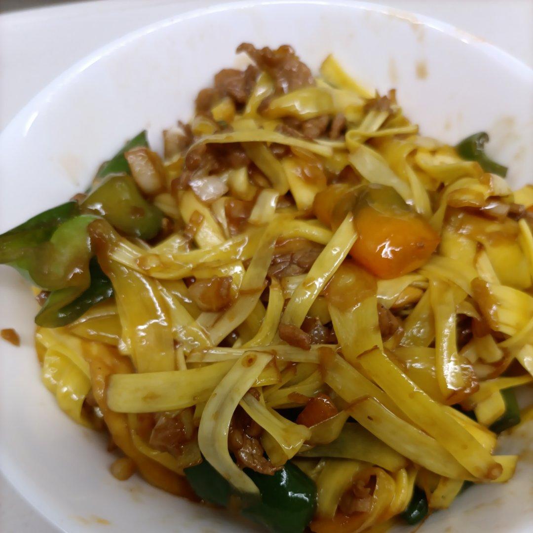 天使爱上美丽做的菠萝蜜丝炒肉