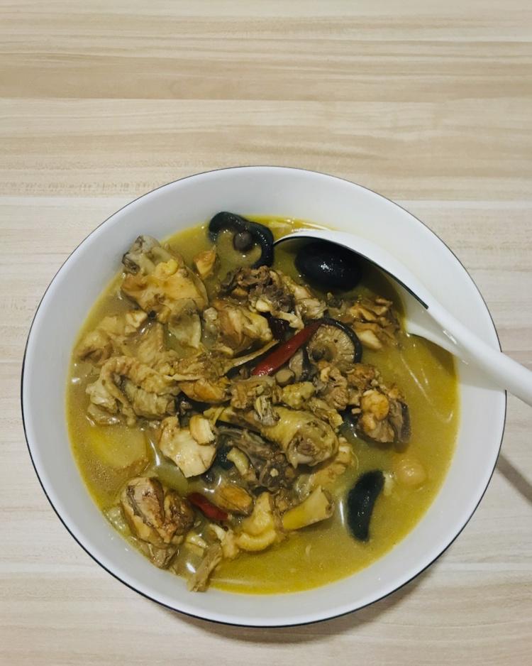 香菇炖鸡