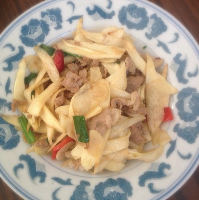 茭白炒肉片