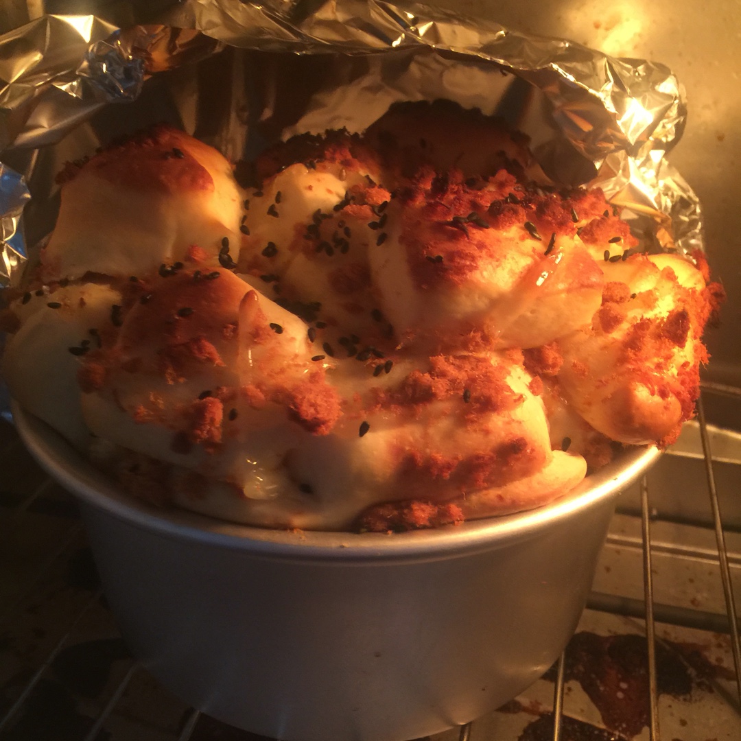 肉松手撕面包—超软会爆浆的面包哟