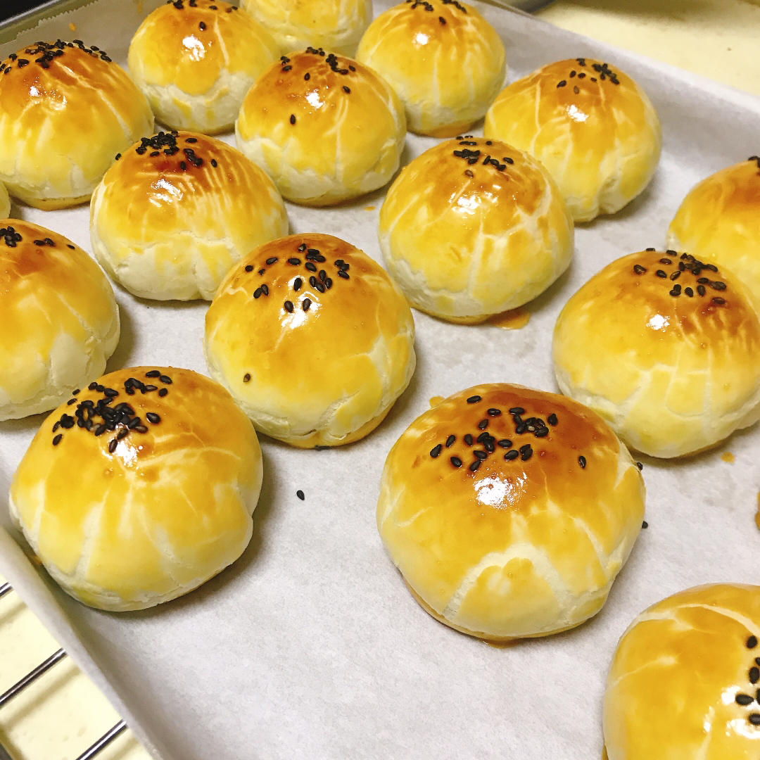蛋黄酥酥酥（超级奶香黄油版）