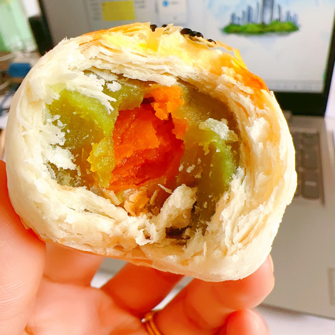 蛋黄酥