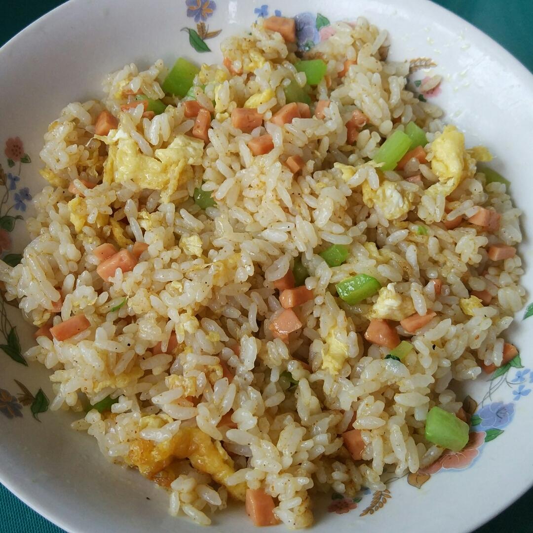 咖喱炒米饭（咖喱粉版）