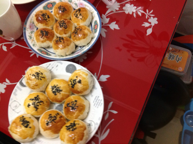 泳式鲜肉榨菜月饼