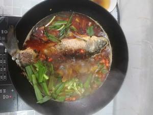 家常版皮脆肉嫩红烧鱼的做法 步骤9