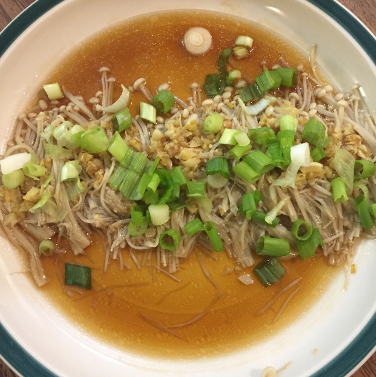 蒜蓉蒸金针菇