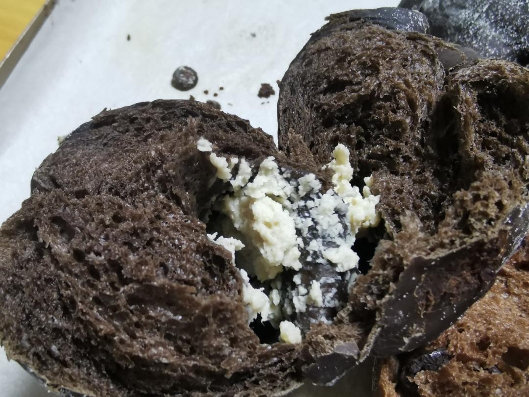 便便面包- 巧克力香蕉奶酪软欧