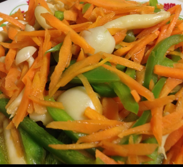 蚝油彩椒白玉菇