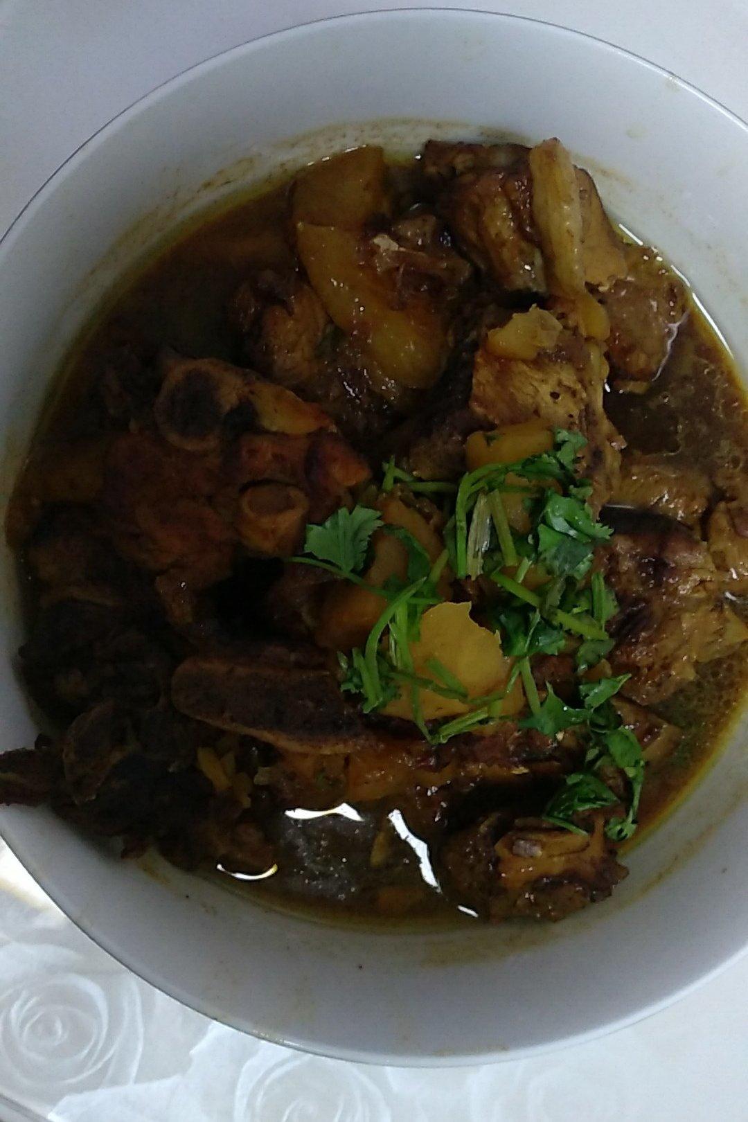 红烧排骨土豆