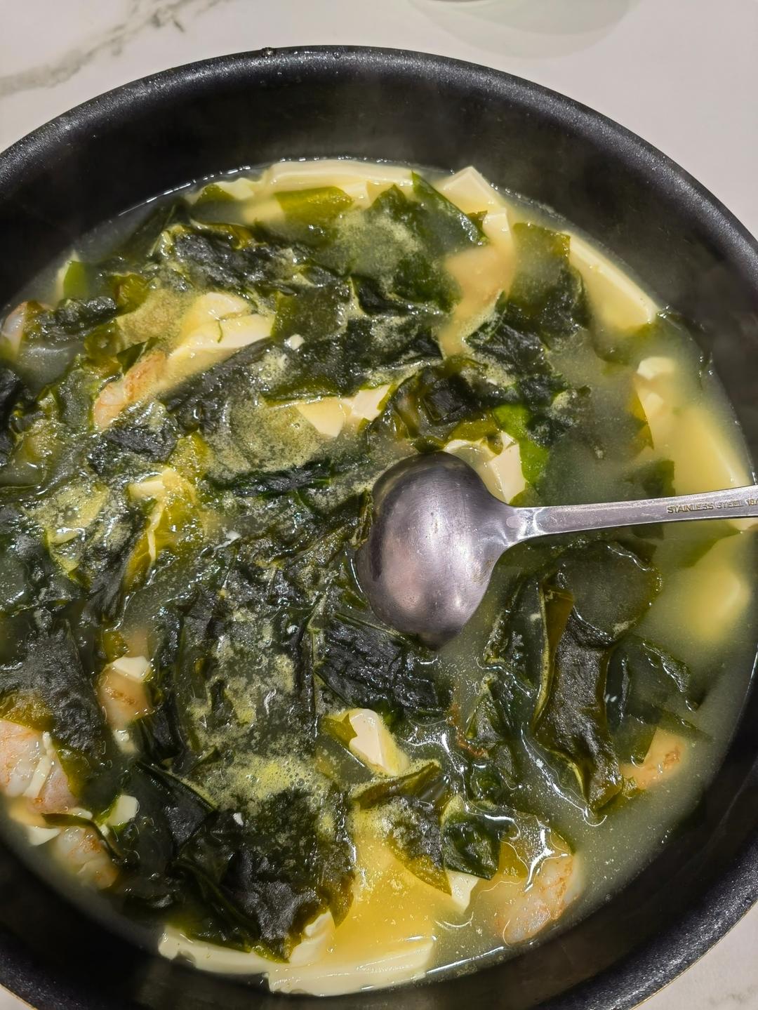 孩子增高汤 | 虾仁豆腐裙带菜汤