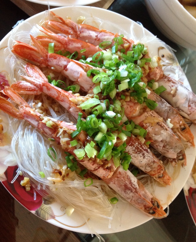 蒜蓉粉丝蒸大虾