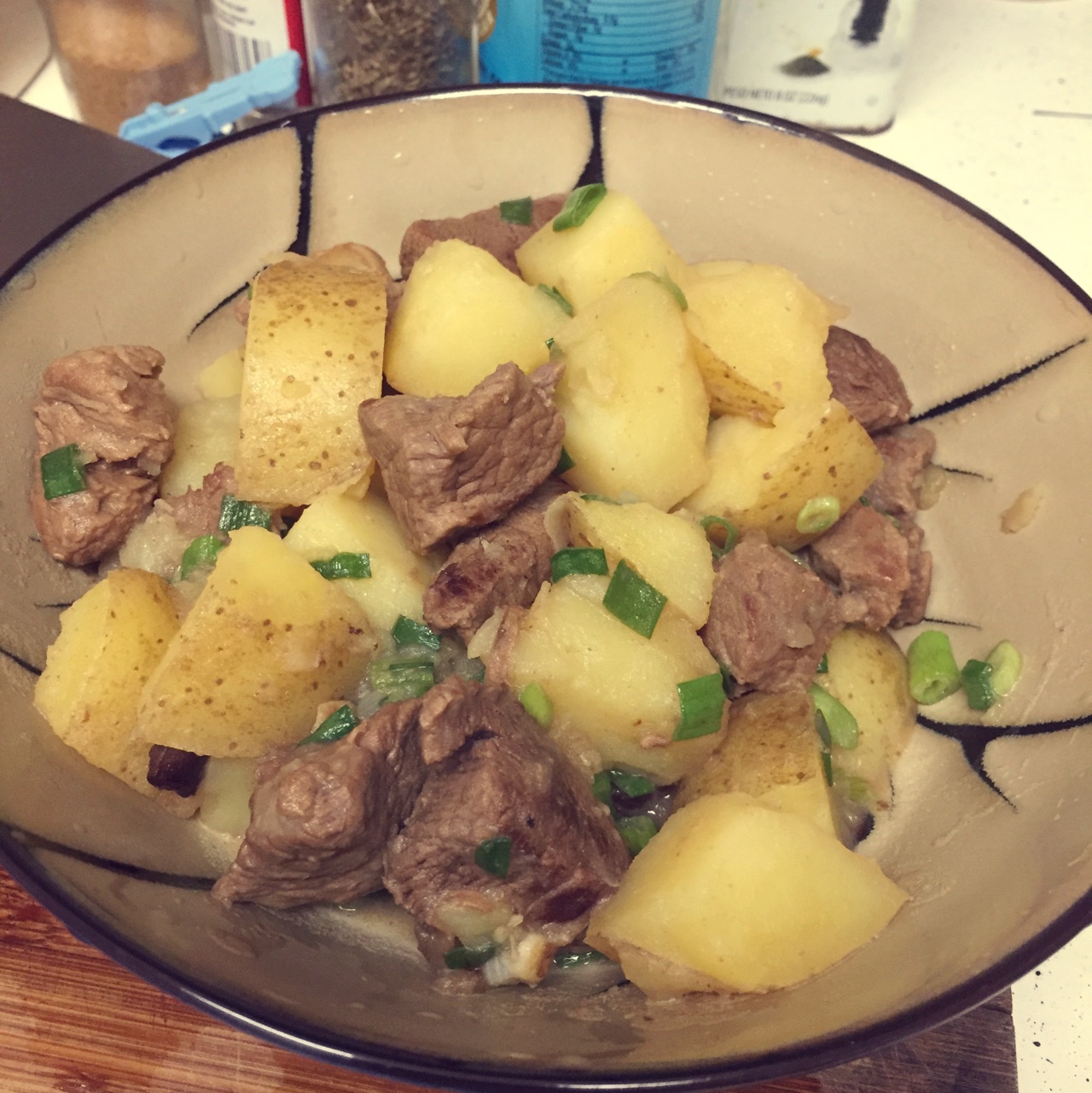土豆炖牛肉