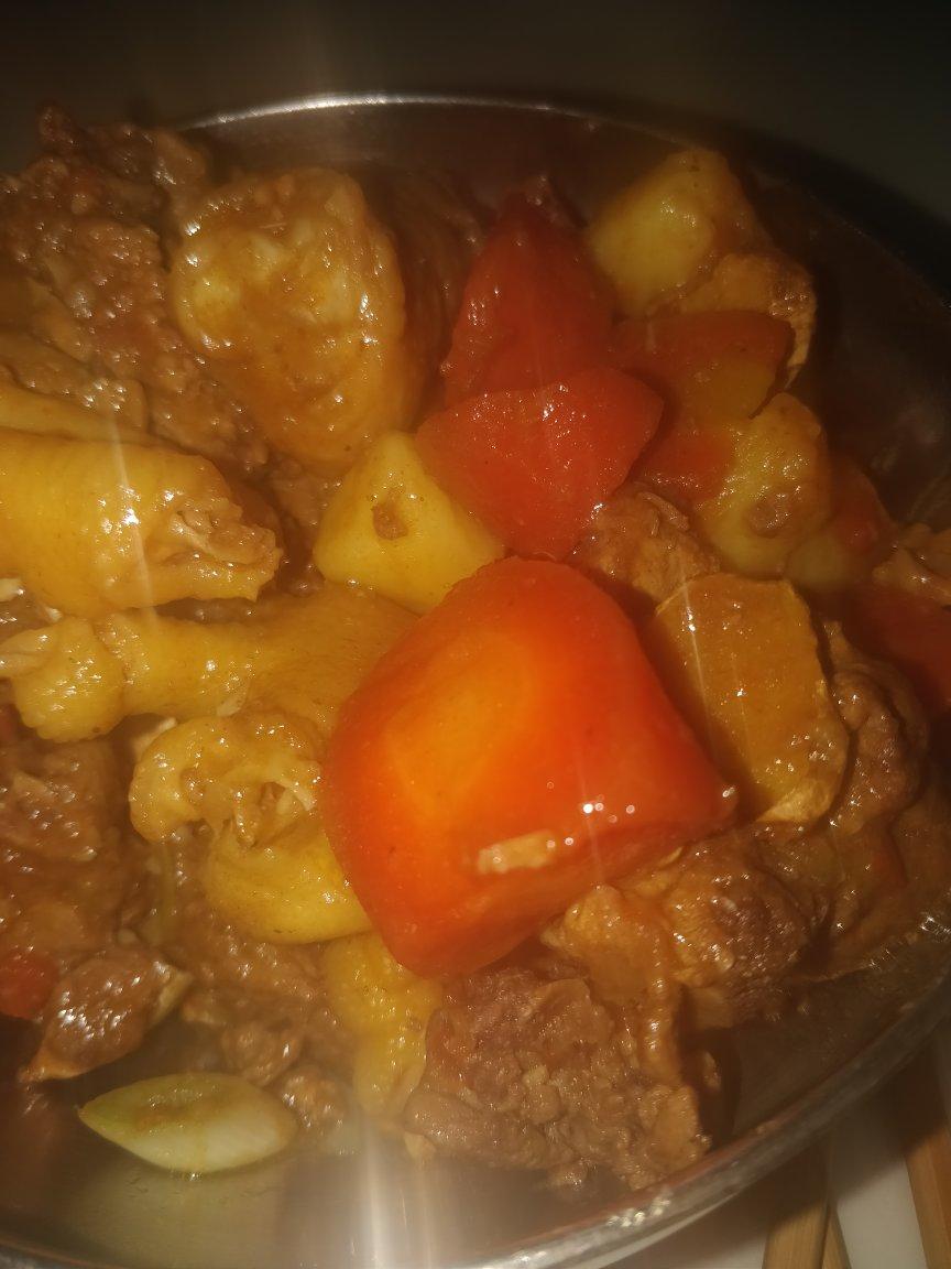 胡萝卜烧鸡块