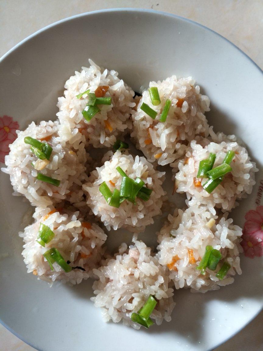 手机用户8223gtfq做的蒸糯米丸子