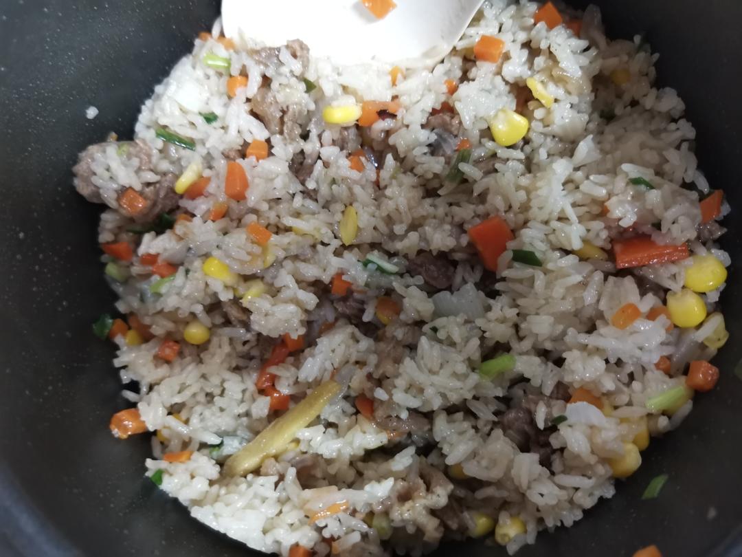 牛肉焖饭！巨好吃！