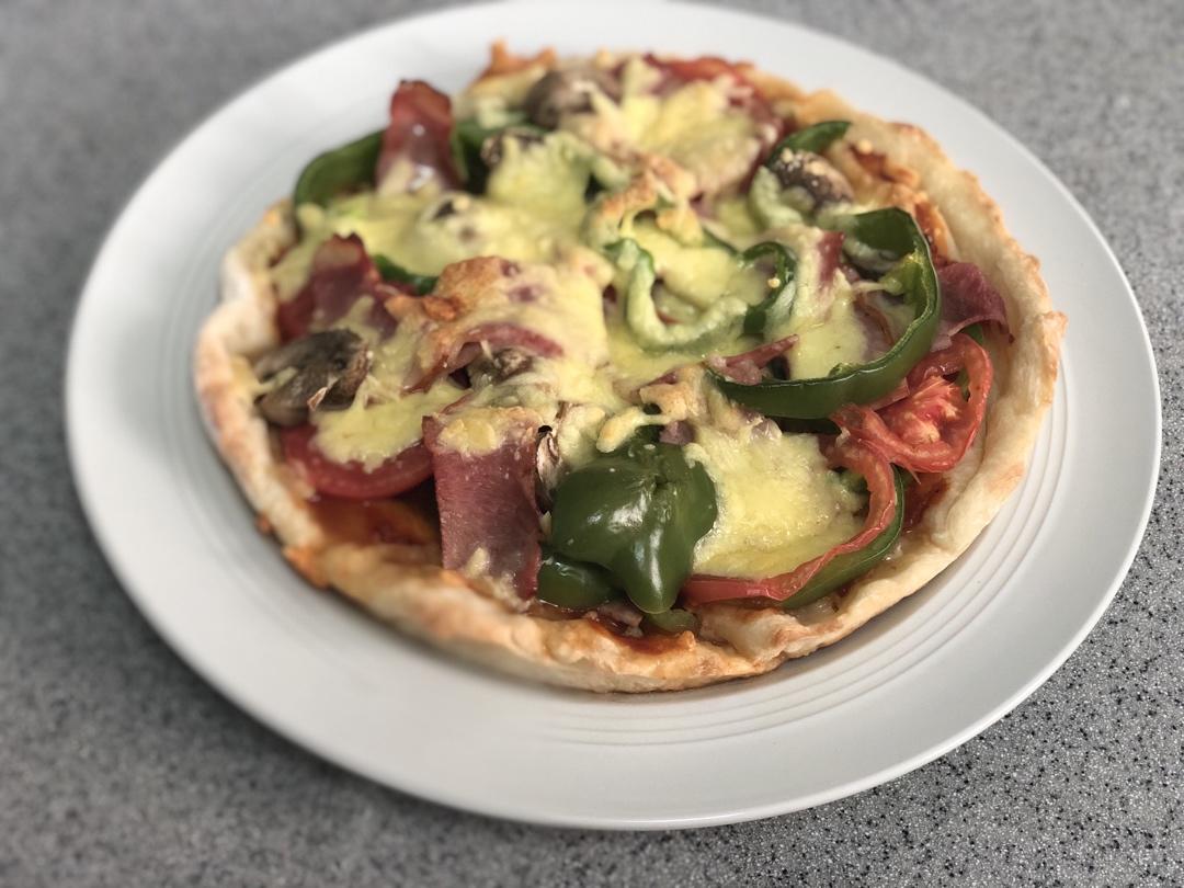 酥脆薄底香浓芝士～夏威夷风情披萨🍕来袭（9寸）