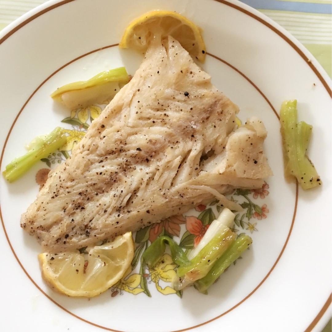 香煎龙利鱼——fit食谱系列