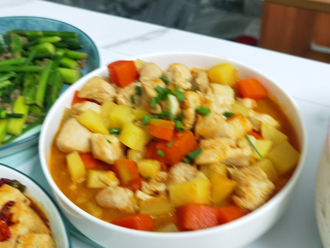 一道怎么做都好吃的干煎土豆鸡丁（红烧，咖喱，椒盐，孜然）
