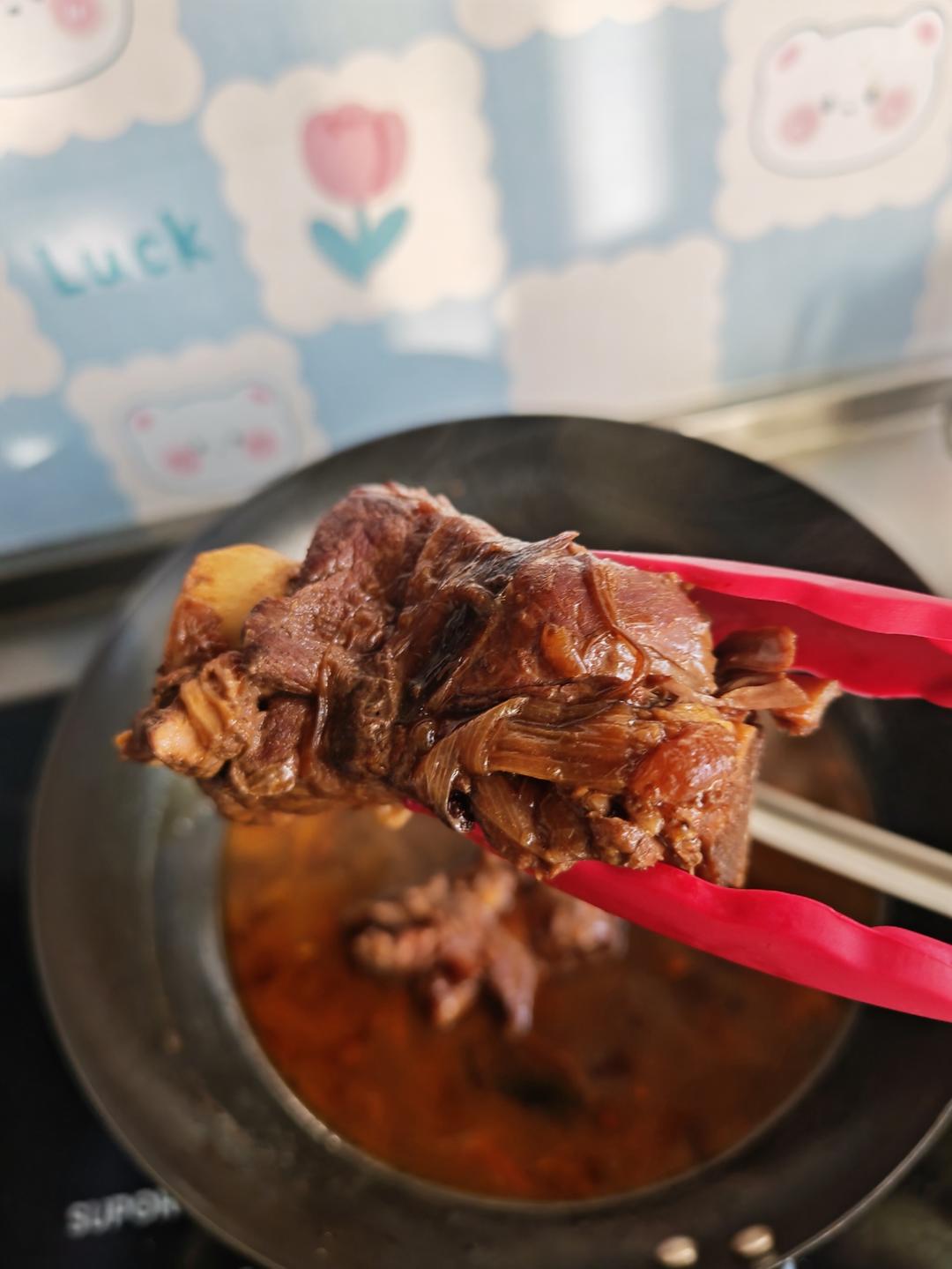 堂妈小厨——酱大棒骨