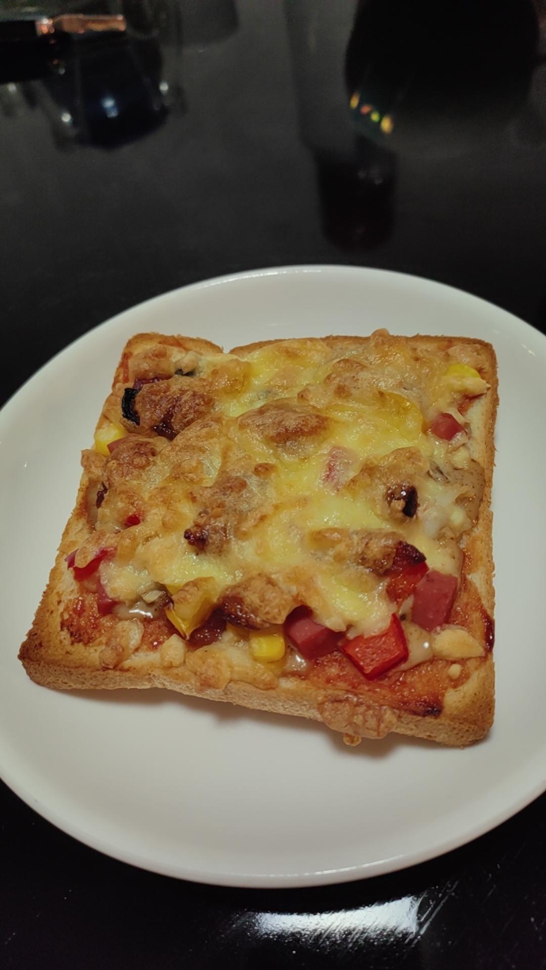 超好吃面包披萨🍕