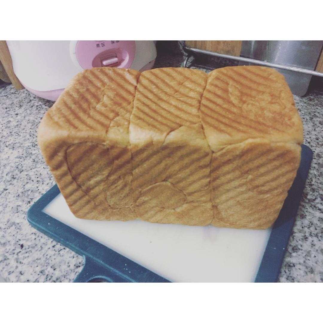 奶香超浓郁的淡奶油吐司（消灭淡奶油）