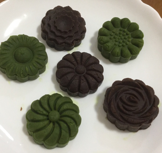 形色味兼备的桃山月饼