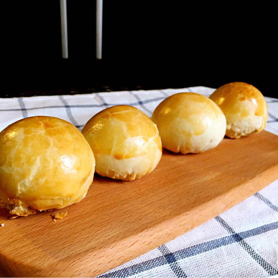 蛋黄酥（古早味）
