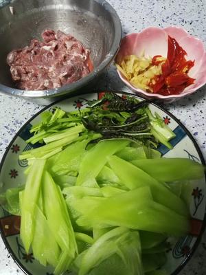 家常菜泡姜牛肉的做法 步骤3