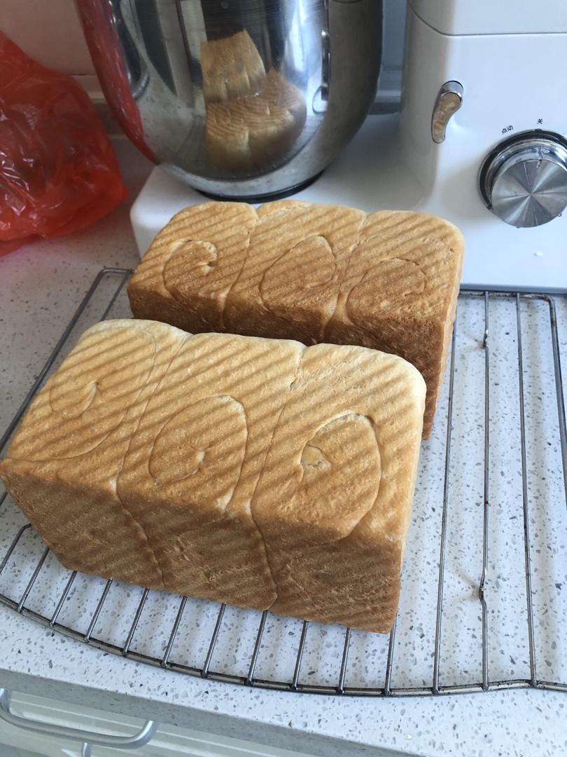🍞低热量，超级柔软，蓬松，清甜三明治白吐司