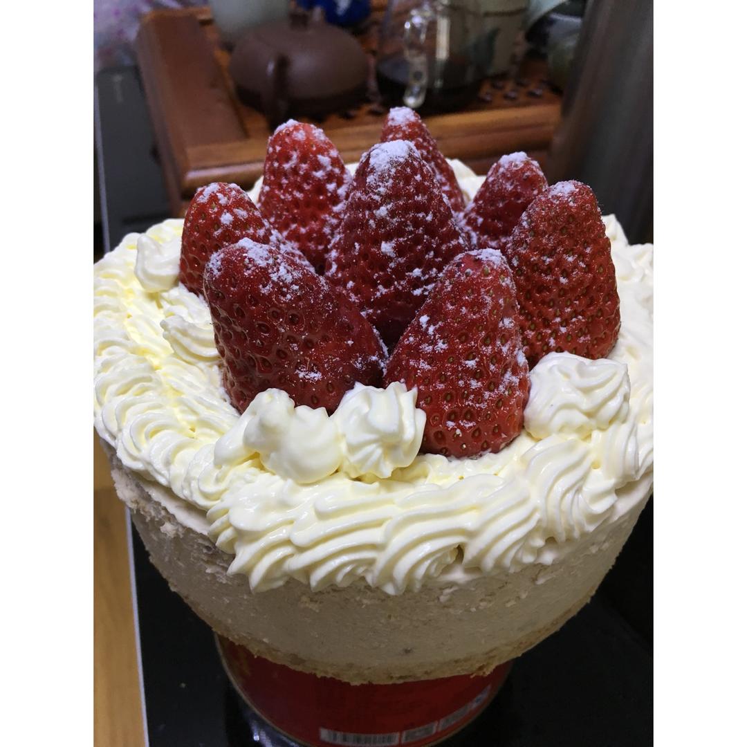 超简单的草莓芝士蛋糕