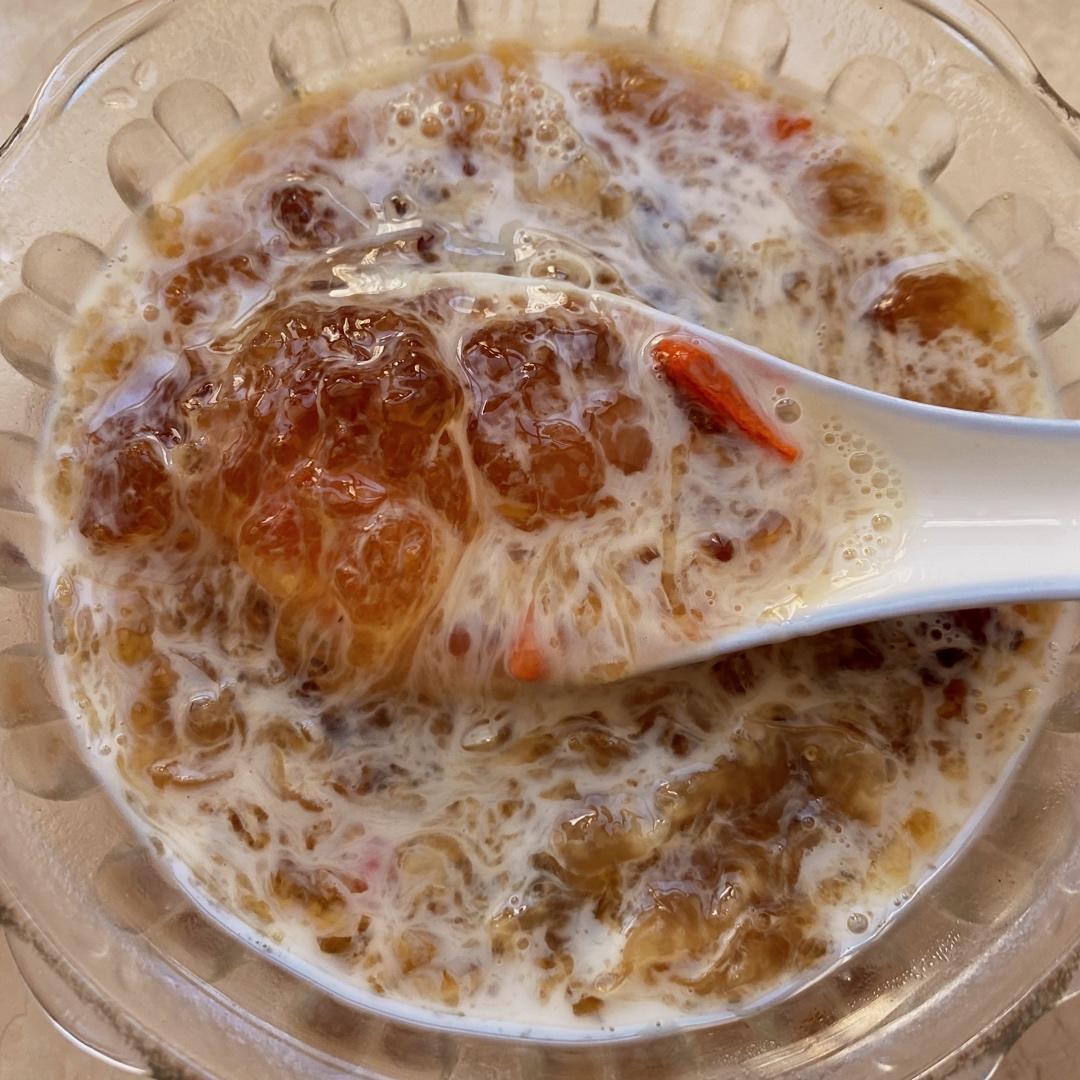 桃胶皂角米雪燕美颜羹