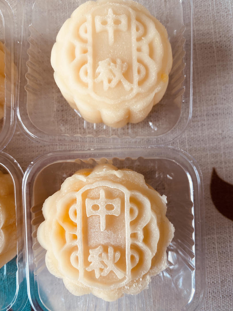 冰皮月饼(奶黄馅）