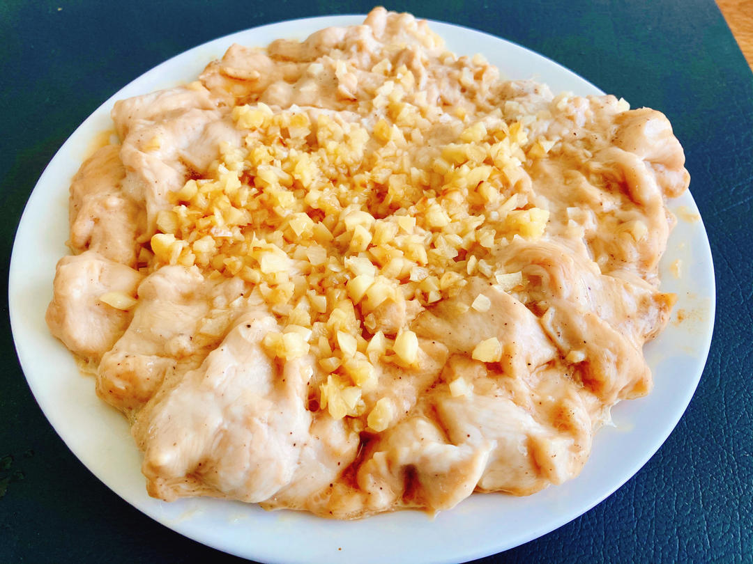蒜蓉蒸鸡胸（鸡腿）