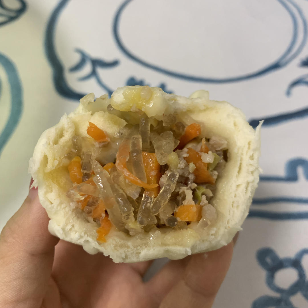 暄软蓬松胡萝卜粉丝包，香到停不下来