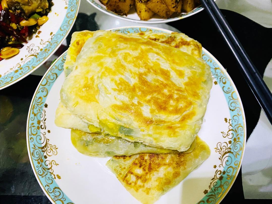 手抓饼韭菜盒子