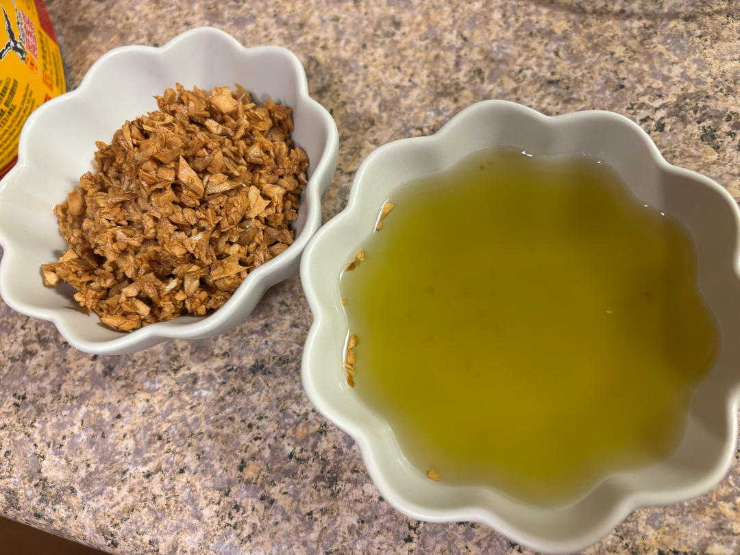 炸蒜蓉酥