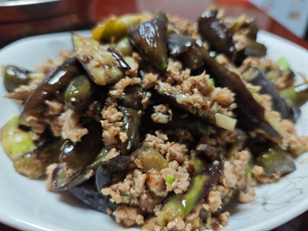 不油炸不变色不加水肉沫茄子