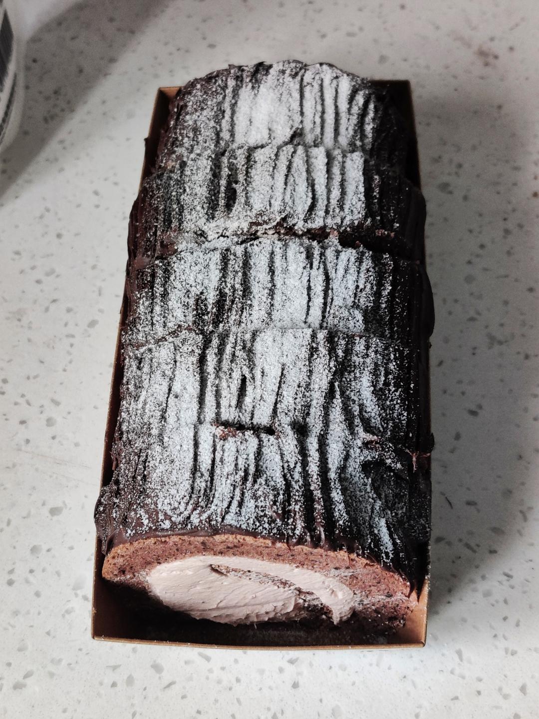 圣诞树根蛋糕卷